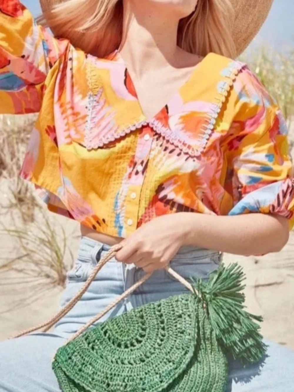 FARM Rio Neon Macaws Multicolor Button Front Scalloped Collar Cropped Top Blouse - Picture 15 of 16